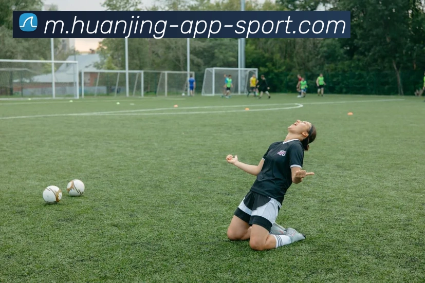 冠竞体育APP 封面图